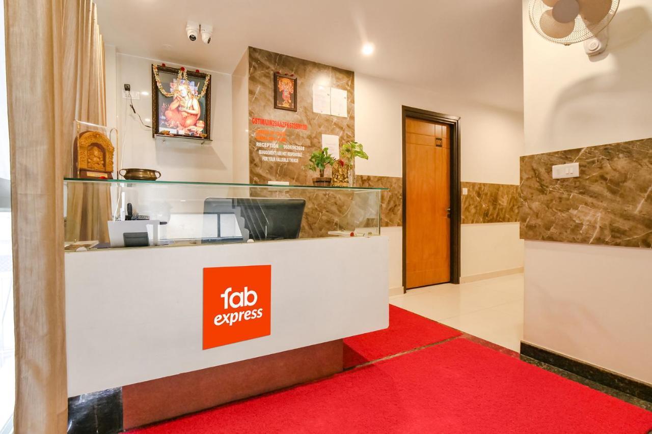 Fabexpress Krishna Suites Maiçor Exterior foto